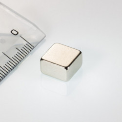 Imán de neodimio prismático, 10x10x6 N 80 °C, VMM4-N35