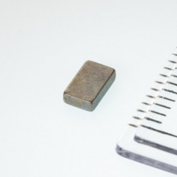 Imán de neodimio prismático, 5x3x1,3 P 180 °C, VMM5UH-N35UH